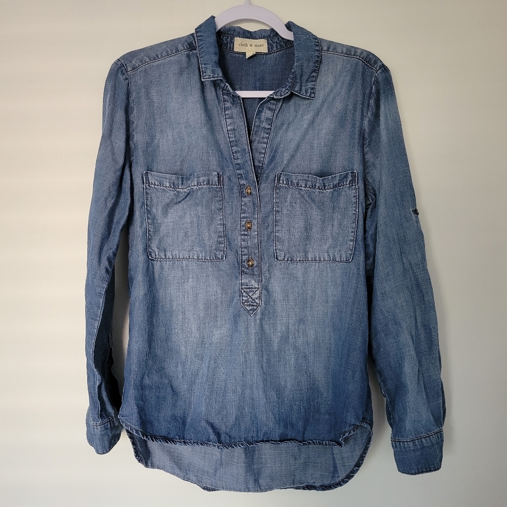 Cloth & Stone 100% Tencel Blue Denim V Neck Classic Casual‎ Blouse Top S